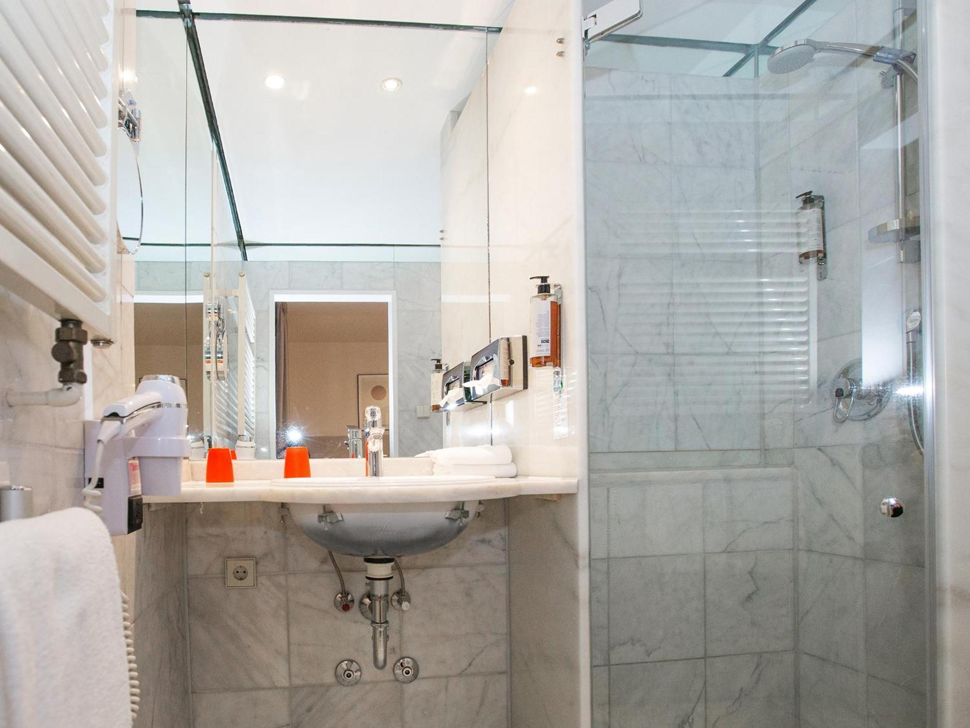 Dormero Hotel Bargenturm Lueneburg מראה חיצוני תמונה